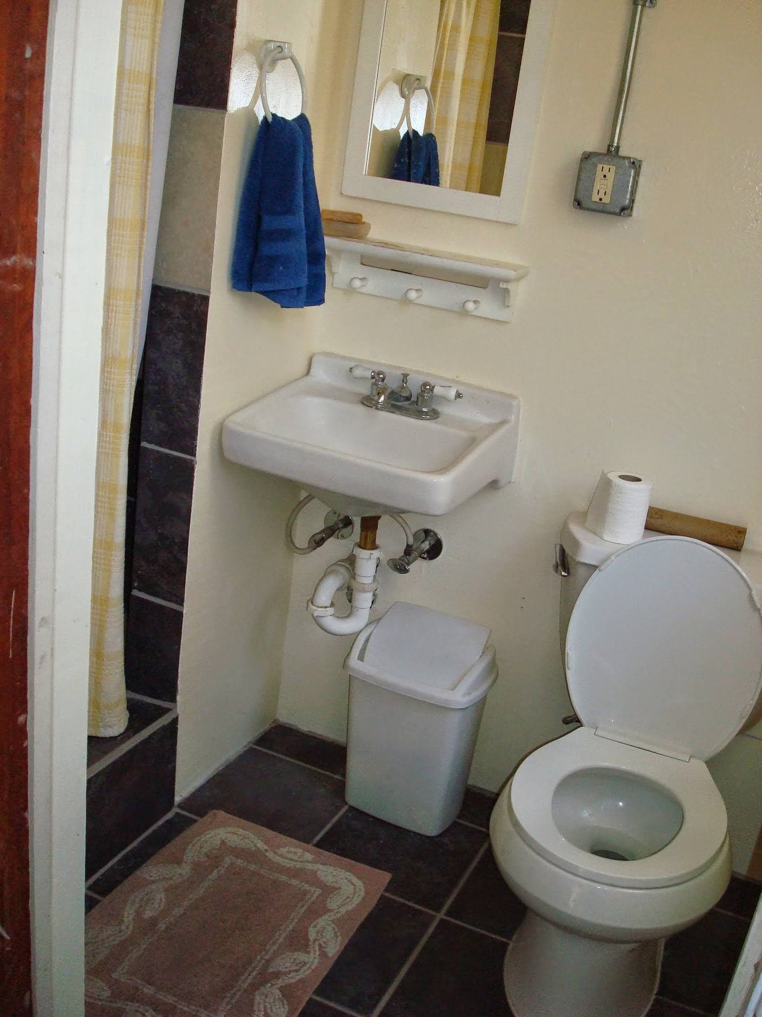 El Paso Single Room: 1009 N Florence