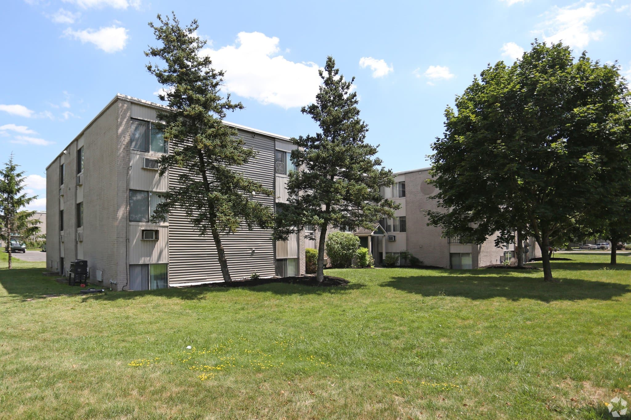 liverpool Apartment: 7426 Henry Clay Blvd