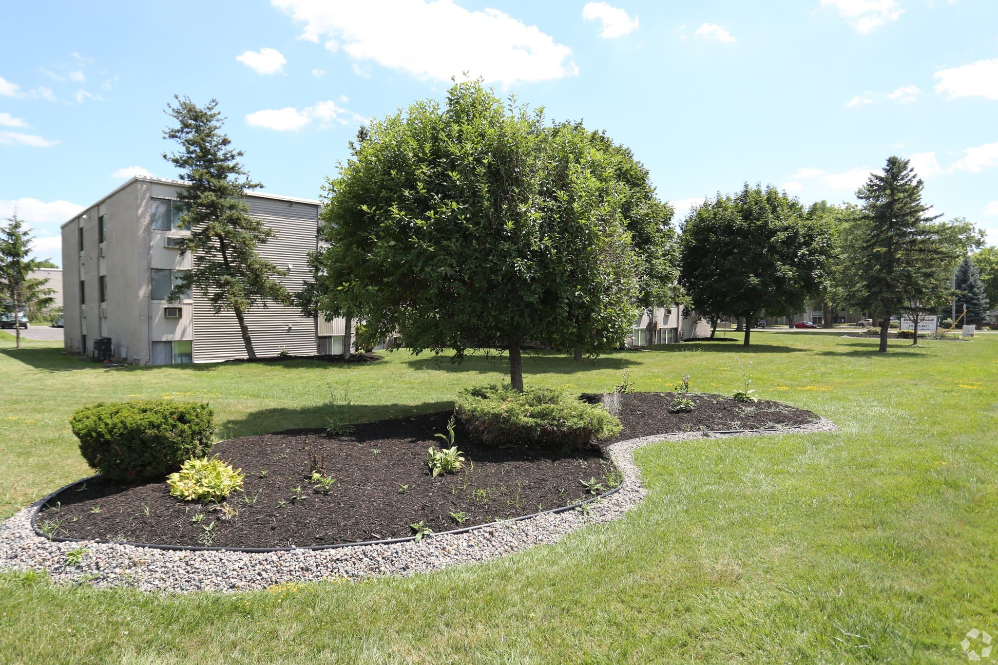 liverpool Apartment: 7426 Henry Clay Blvd