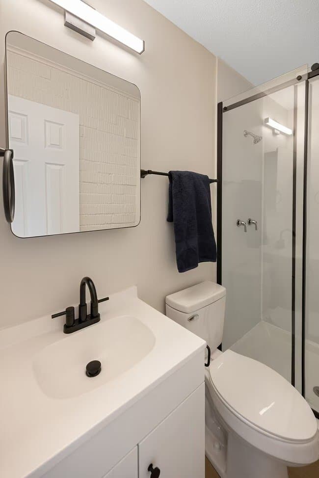 liverpool Apartment: 7426 Henry Clay Blvd