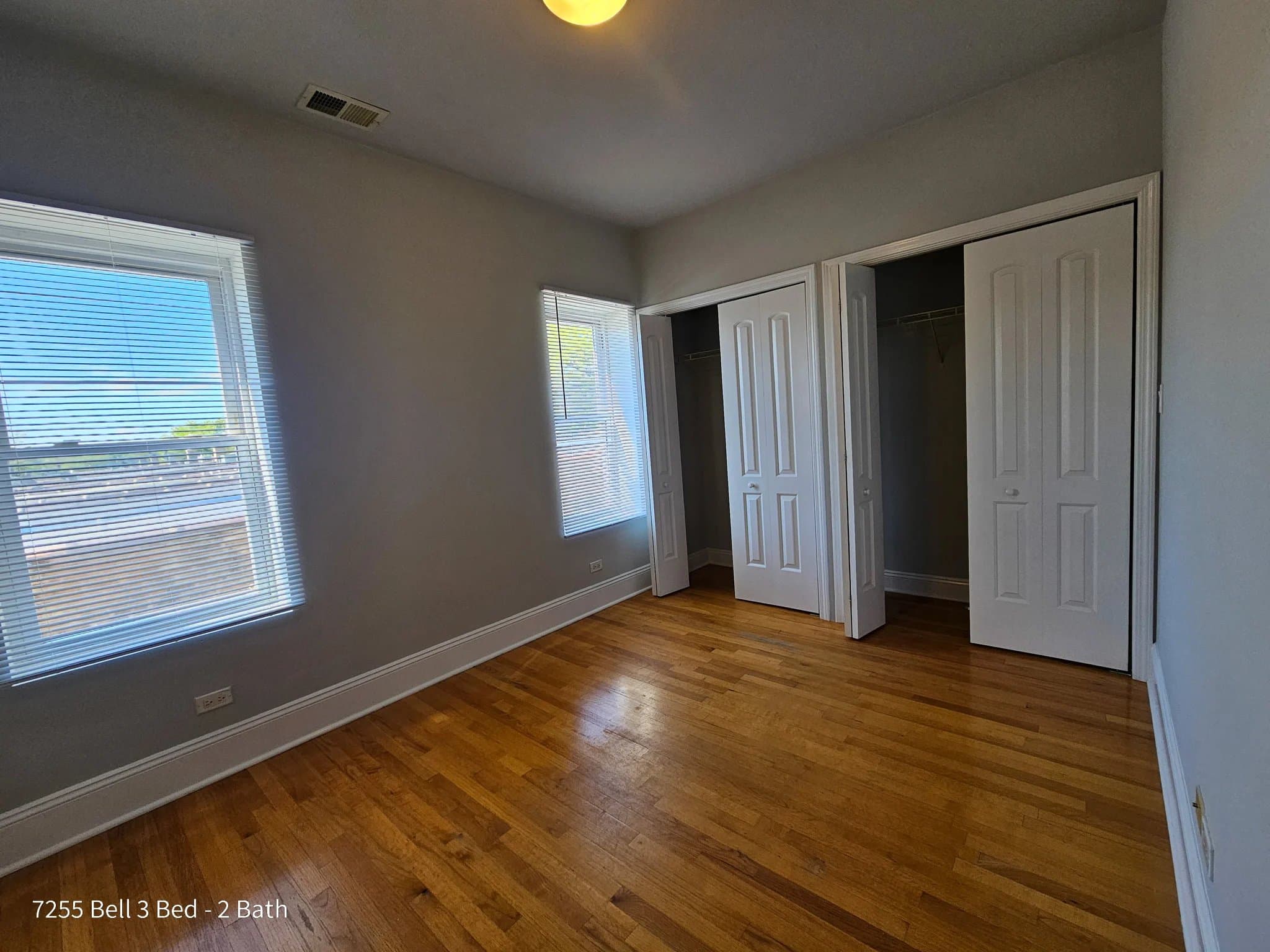 Chicago Condo: 7257 N Bell Ave