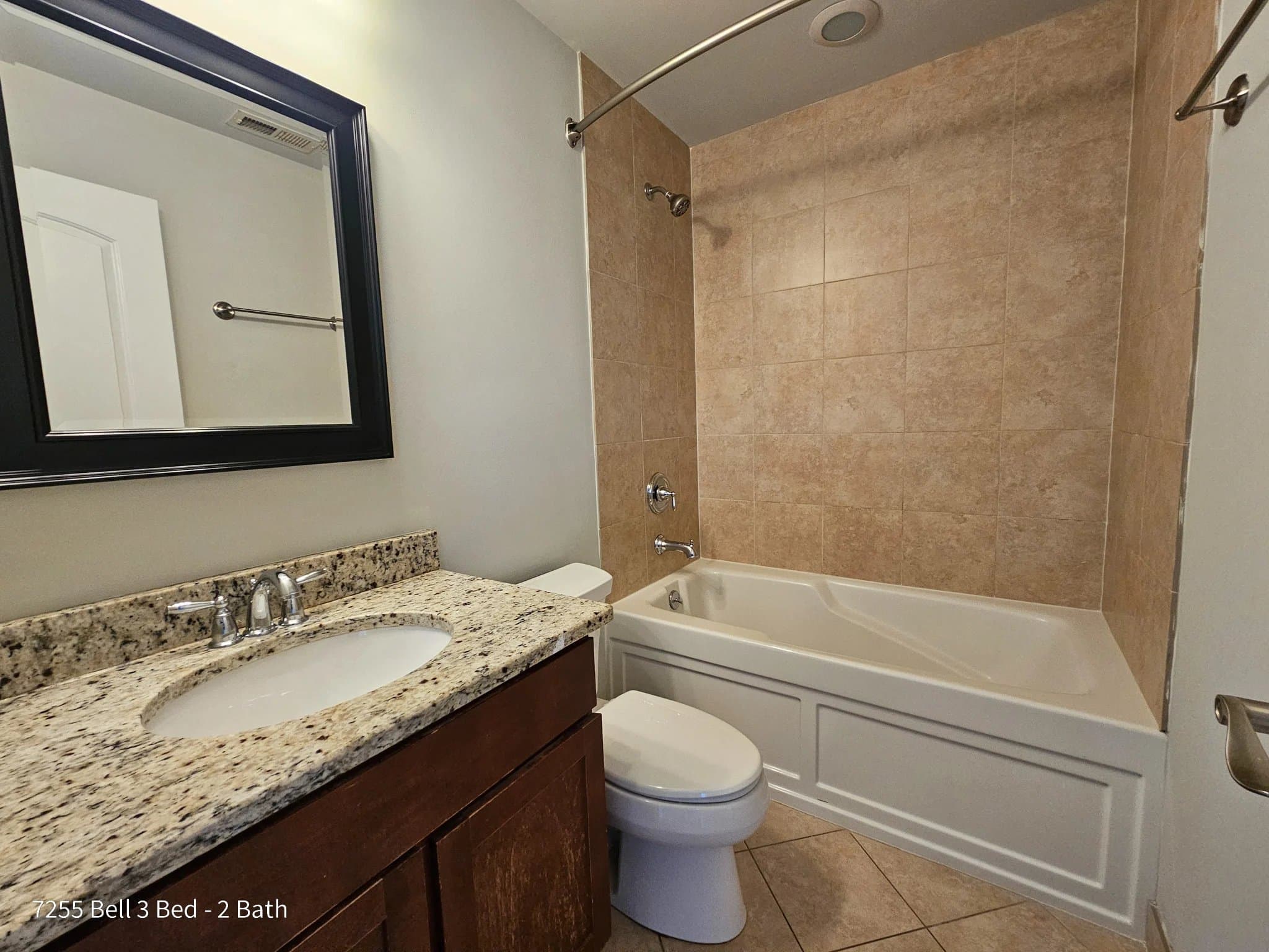 Chicago Condo: 7257 N Bell Ave
