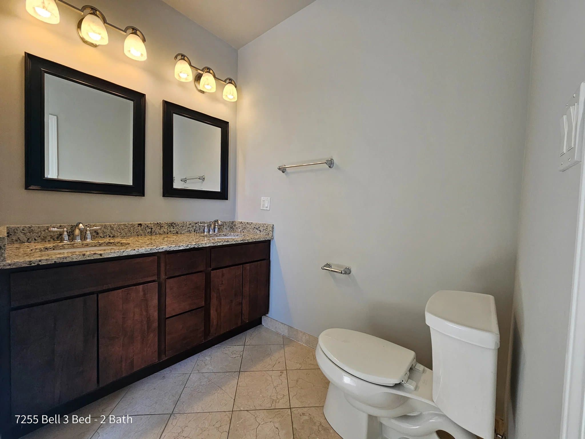 Chicago Condo: 7257 N Bell Ave