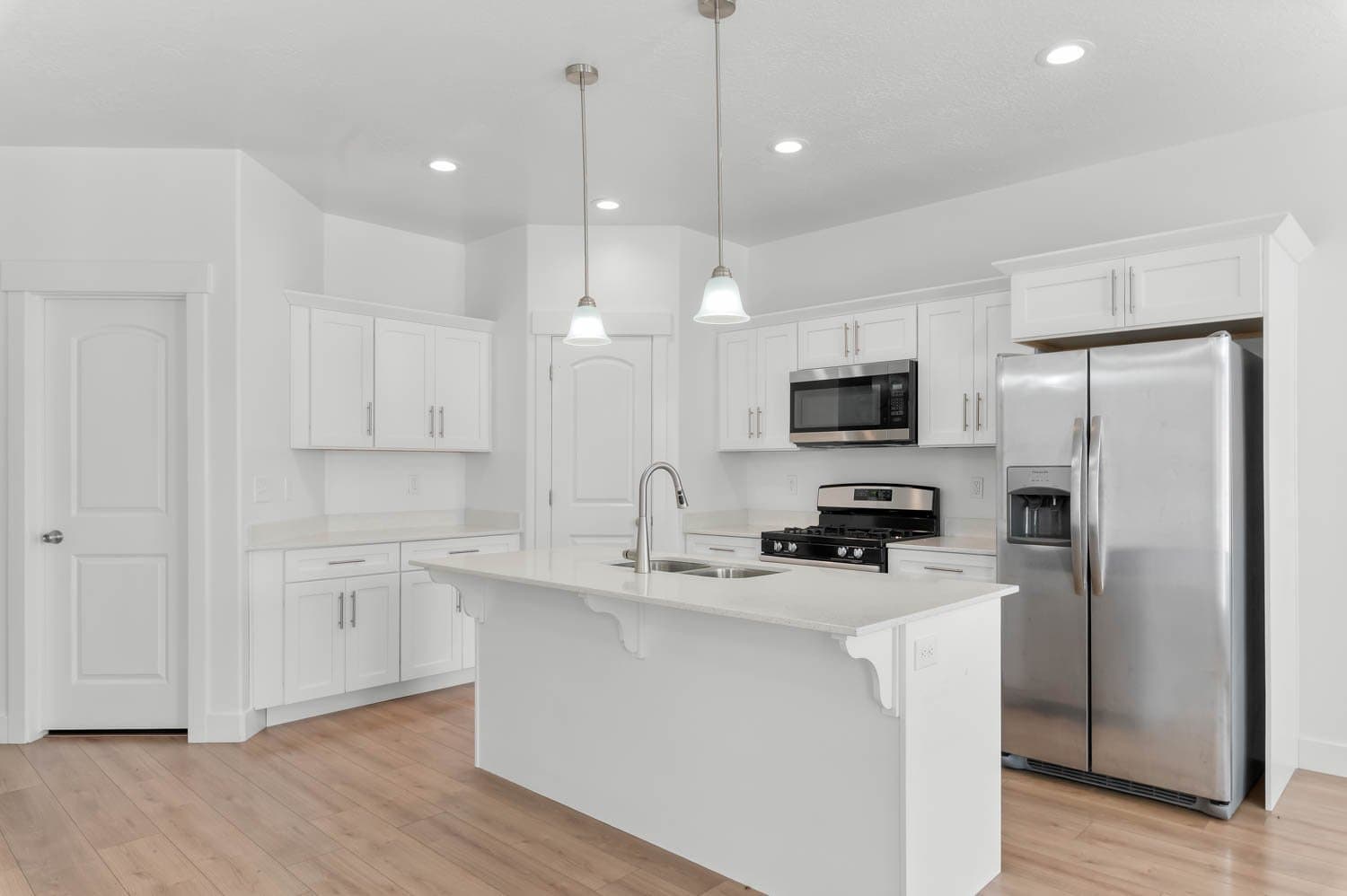 Bluffdale Townhome: 16042 S Bodmin Way