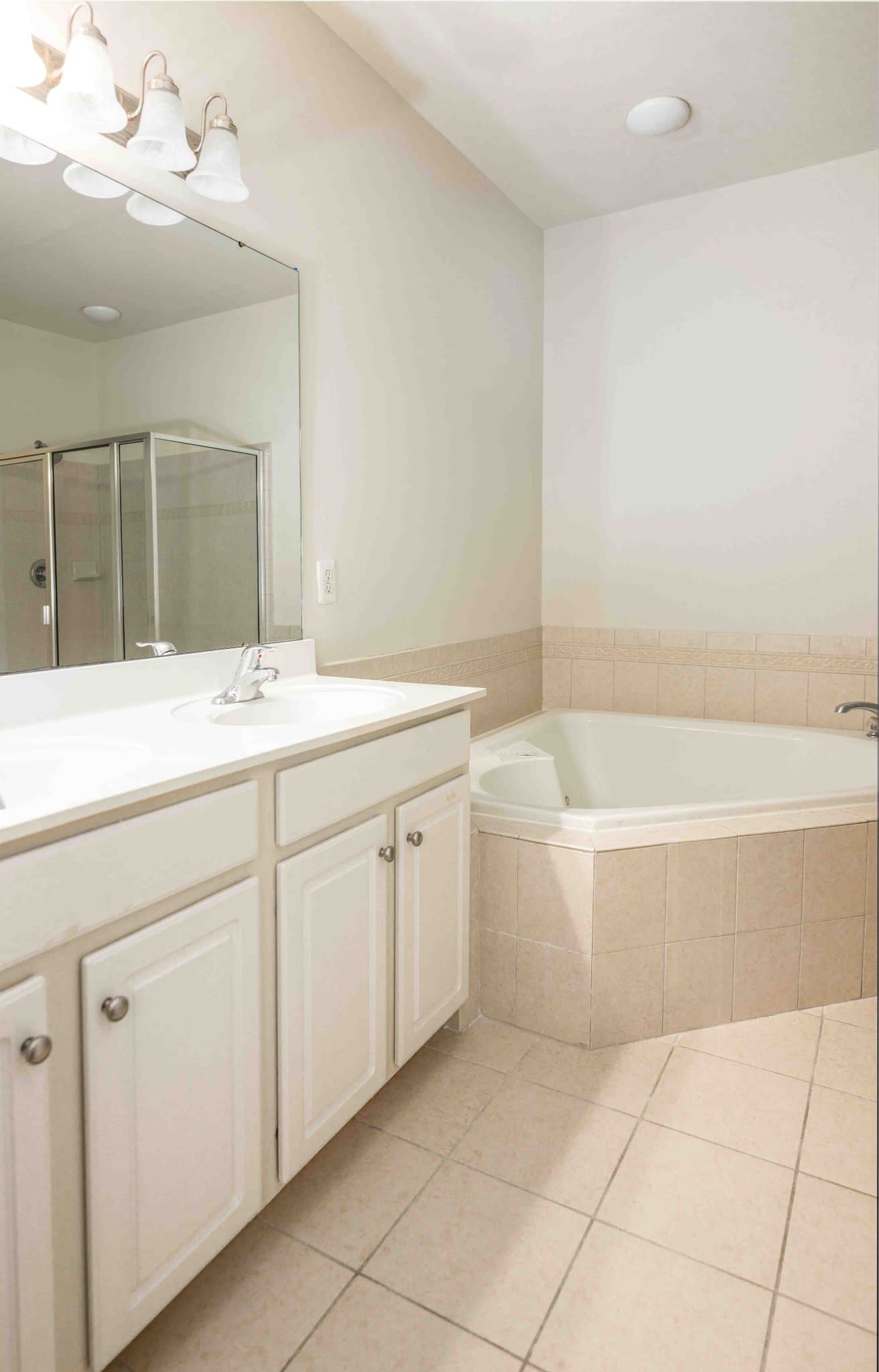 Woodbridge Townhome: 2691 Sheffield Hill Way