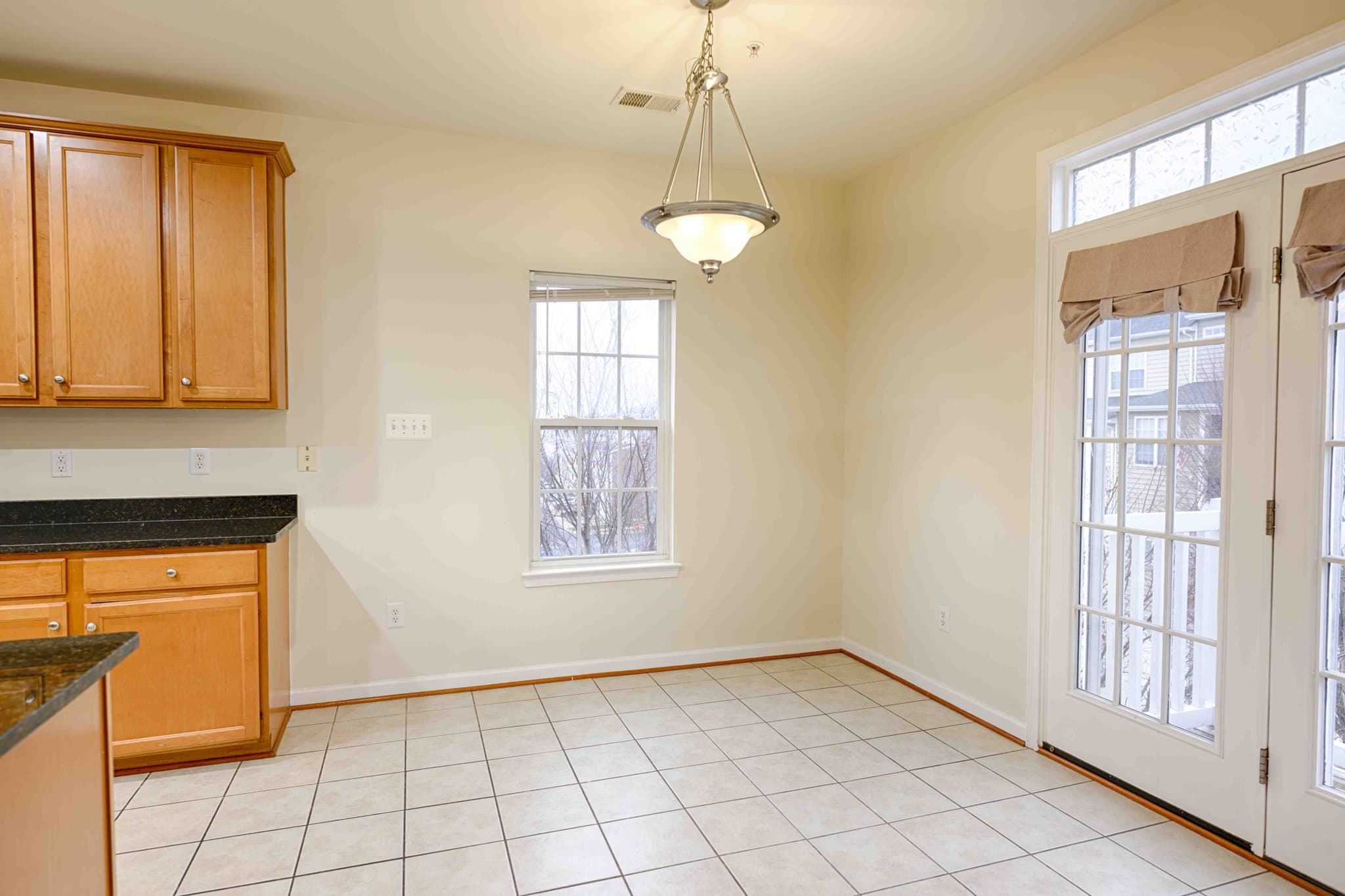 Woodbridge Townhome: 2691 Sheffield Hill Way