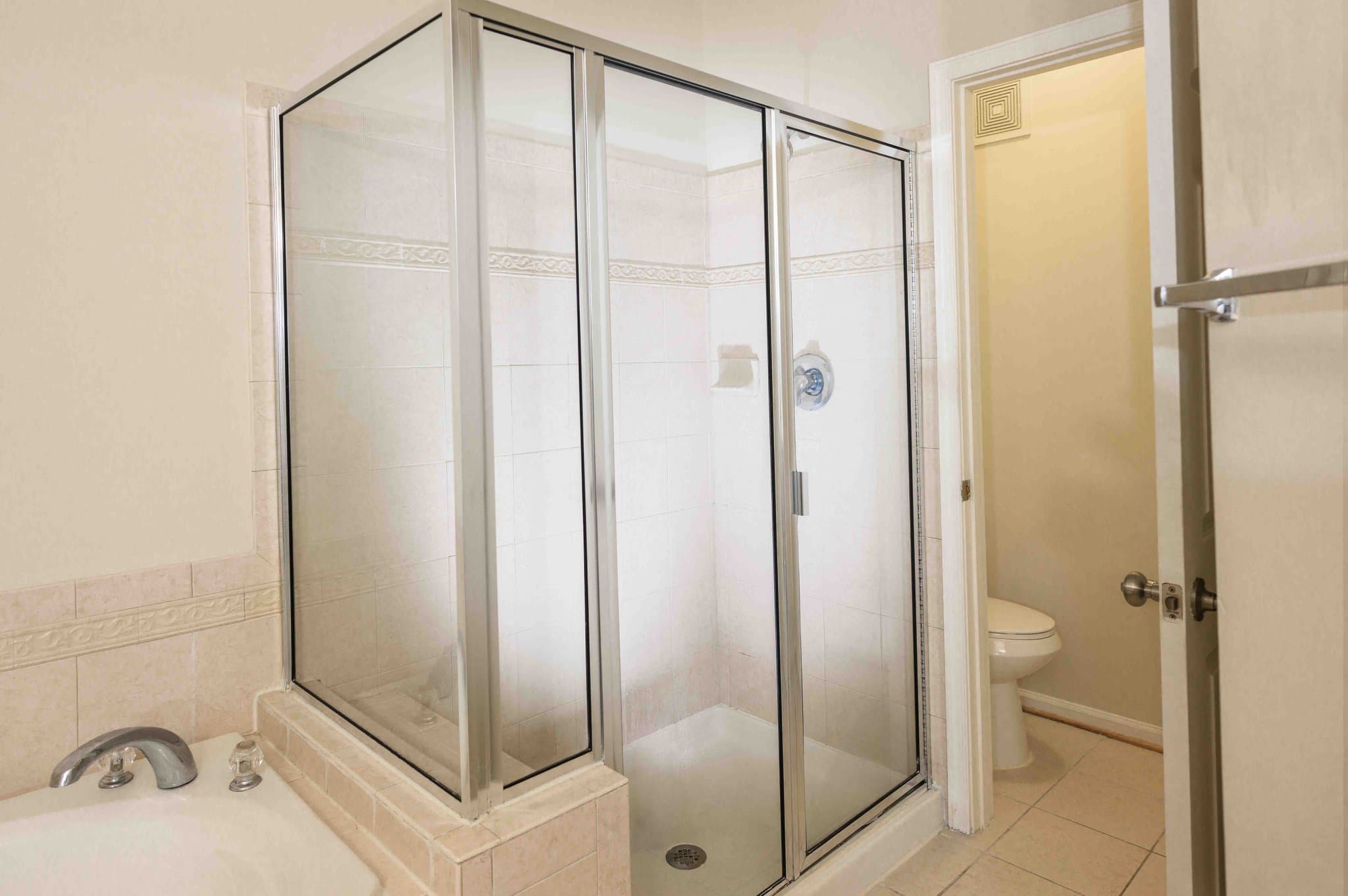 Woodbridge Townhome: 2691 Sheffield Hill Way