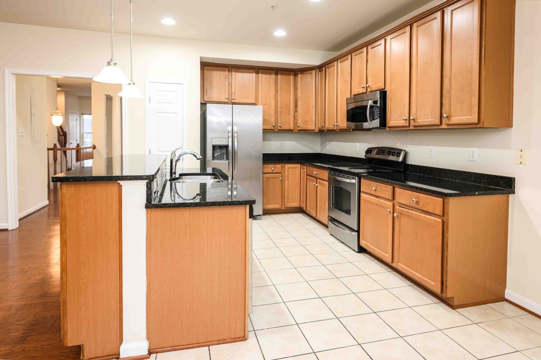 Woodbridge Townhome: 2691 Sheffield Hill Way