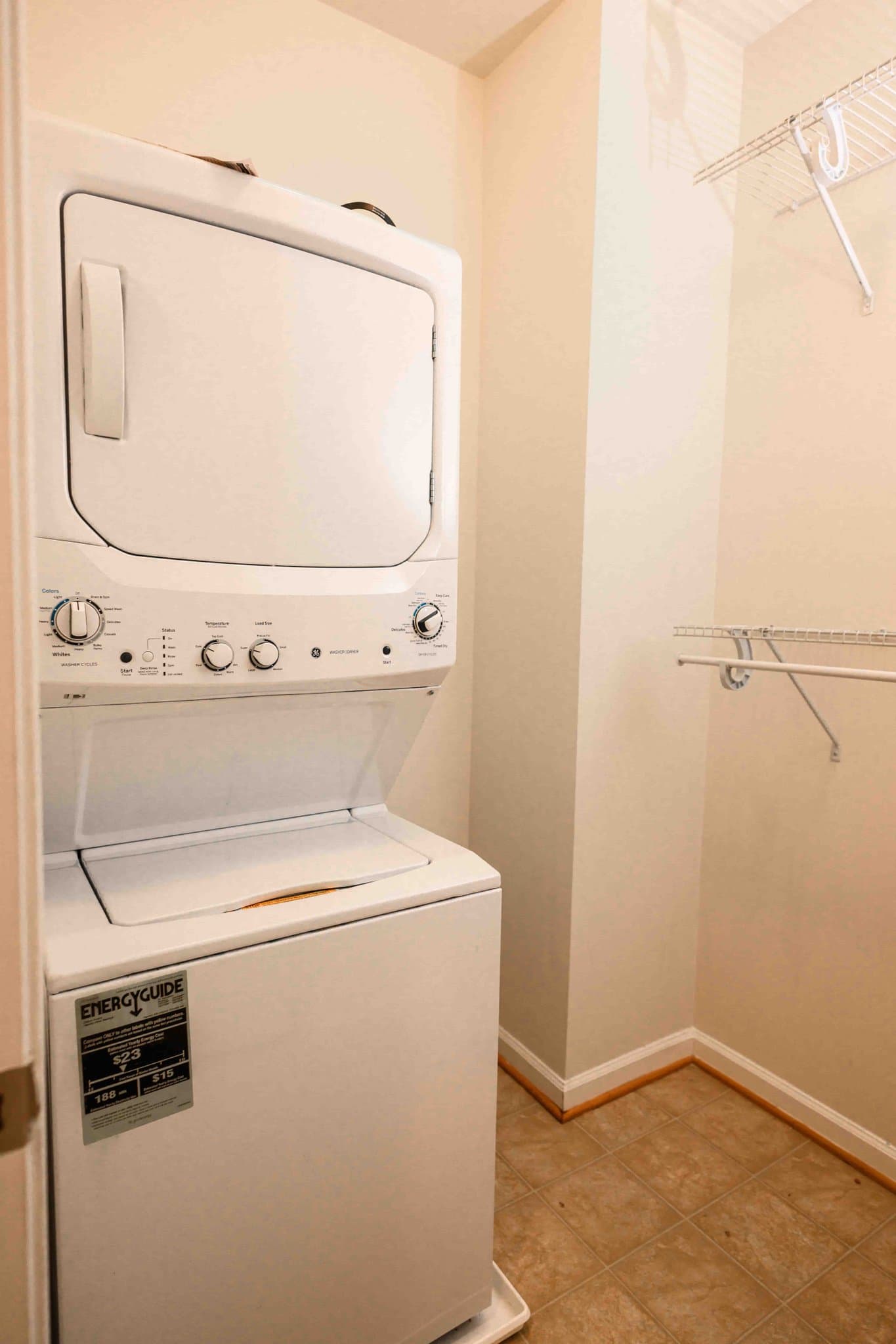 Woodbridge Townhome: 2691 Sheffield Hill Way