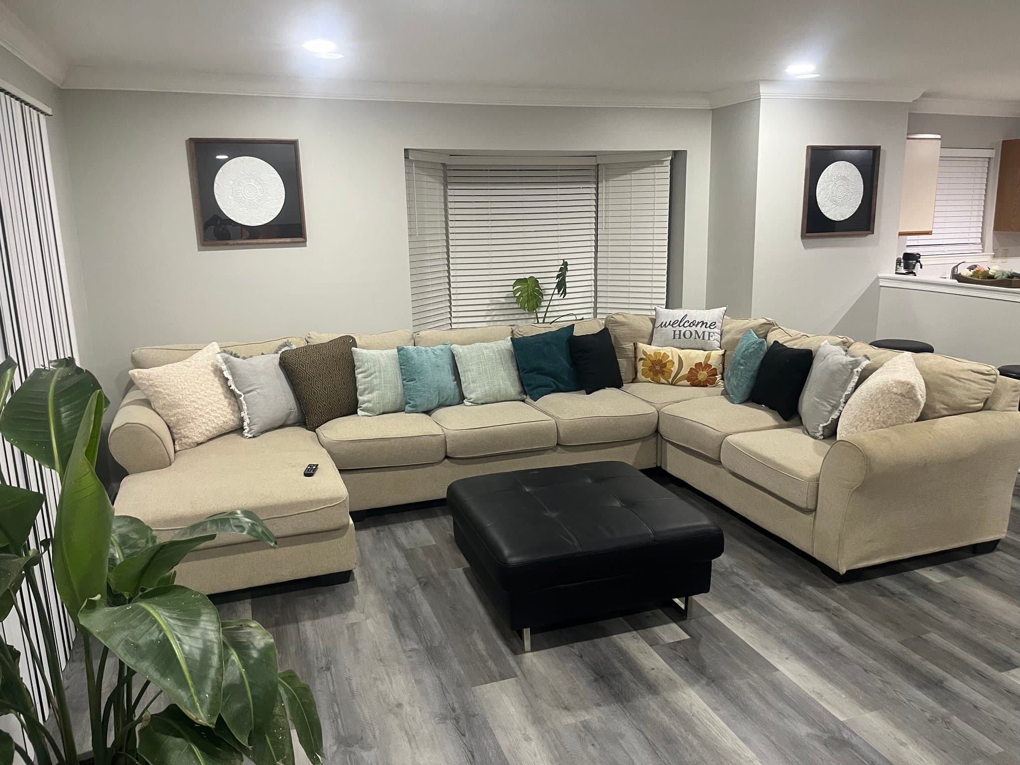 Dover Townhome: 2 Fair Wind Place