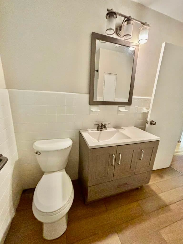 Orlando House: 2394 Orange Center Blvd
