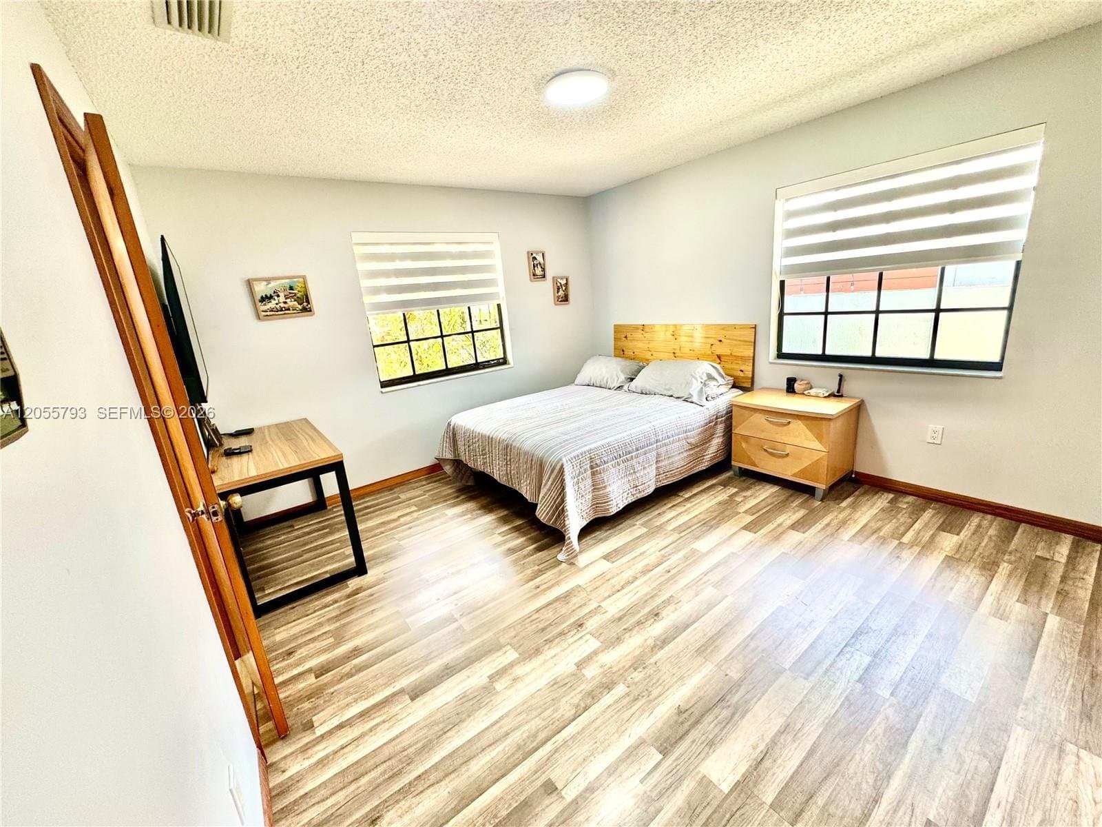 HIALEAH House: 18701 Wentworth Dr