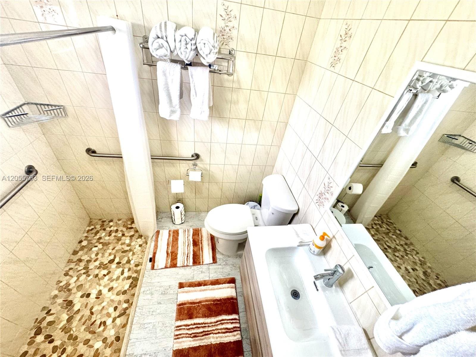 HIALEAH House: 18701 Wentworth Dr
