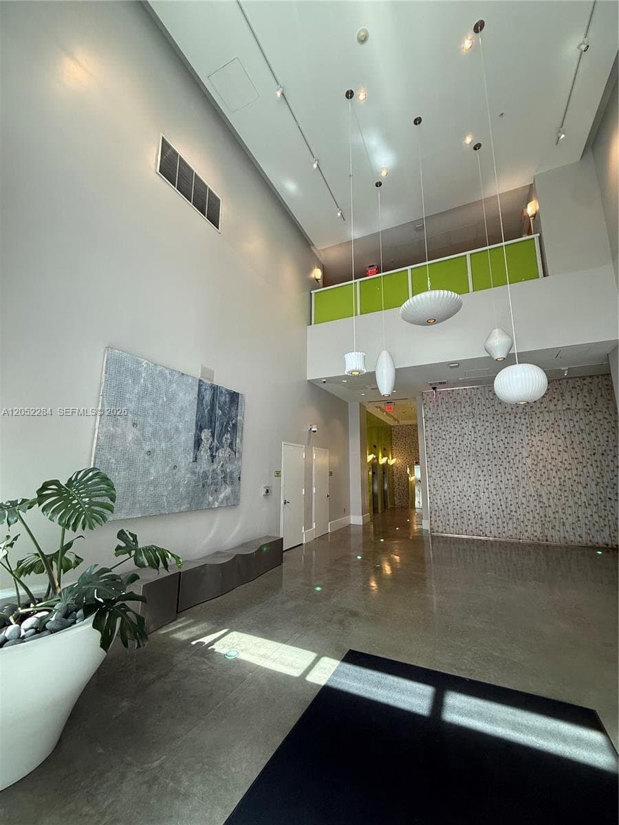 MIAMI Condo: 133 NE 2nd Ave