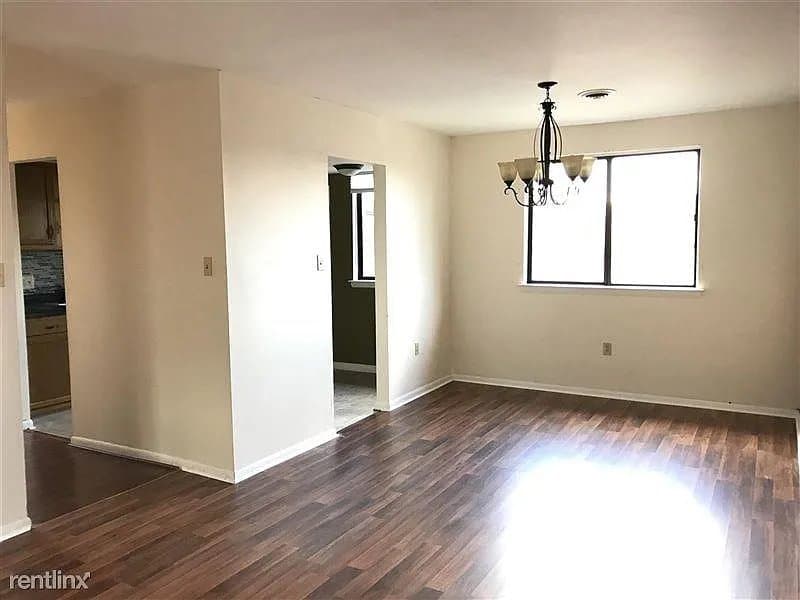 Reading Condo: 55-2 Holly Drive
