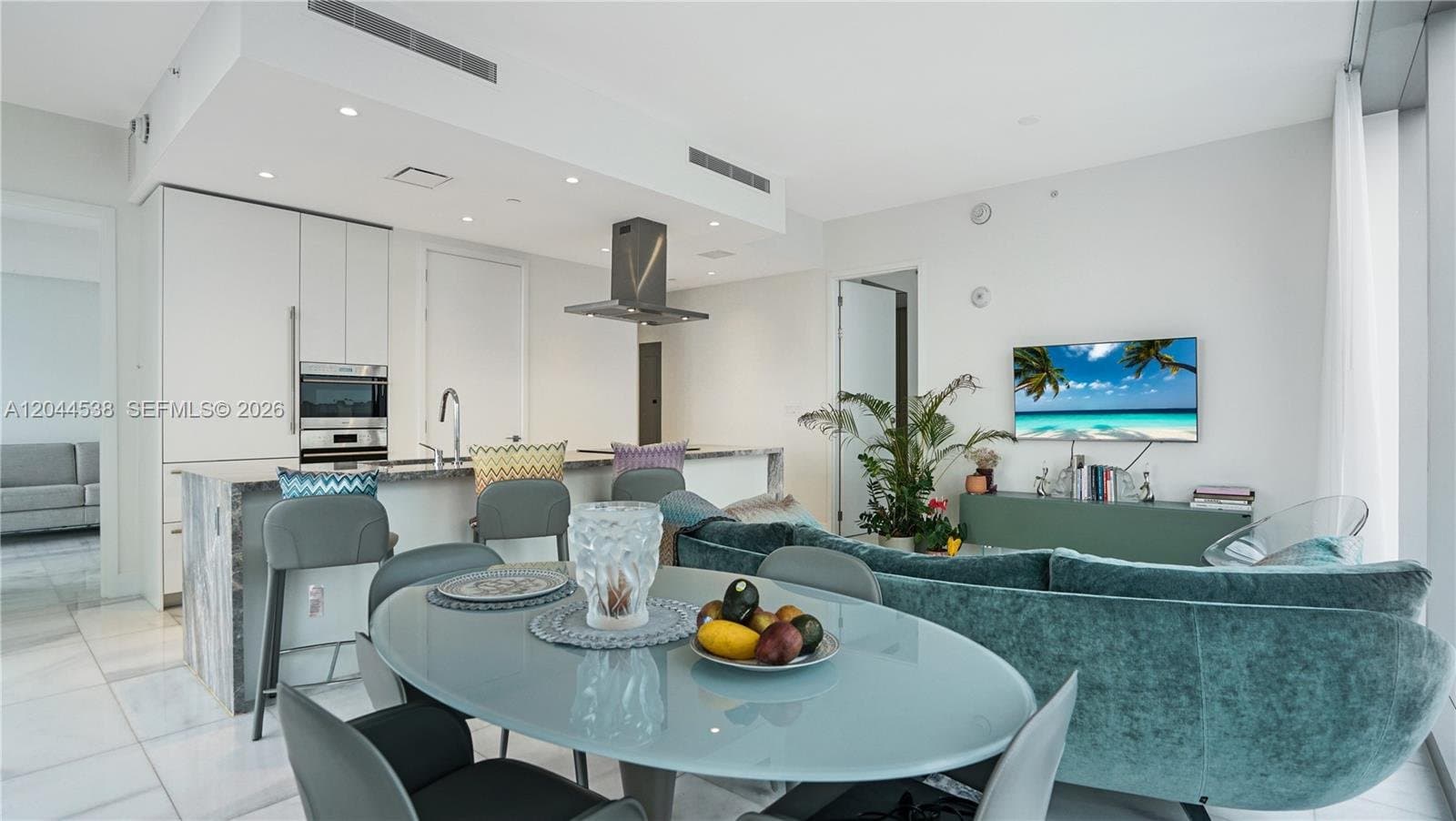 MIAMI Condo: 700 NE 26th Ter