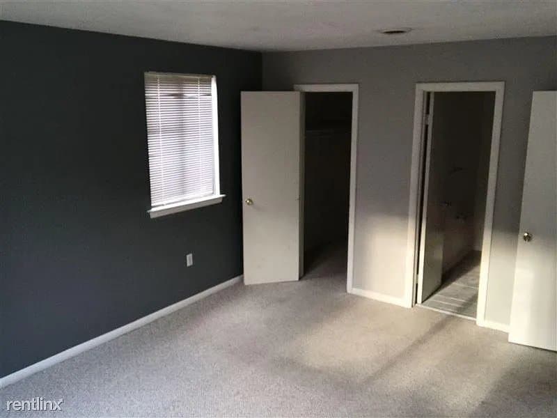 Reading Condo: 55-2 Holly Drive