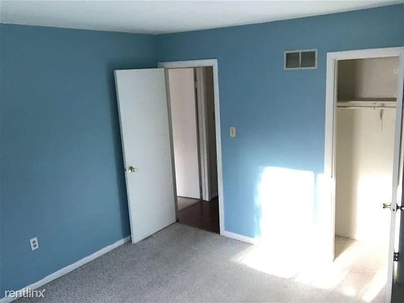Reading Condo: 55-2 Holly Drive
