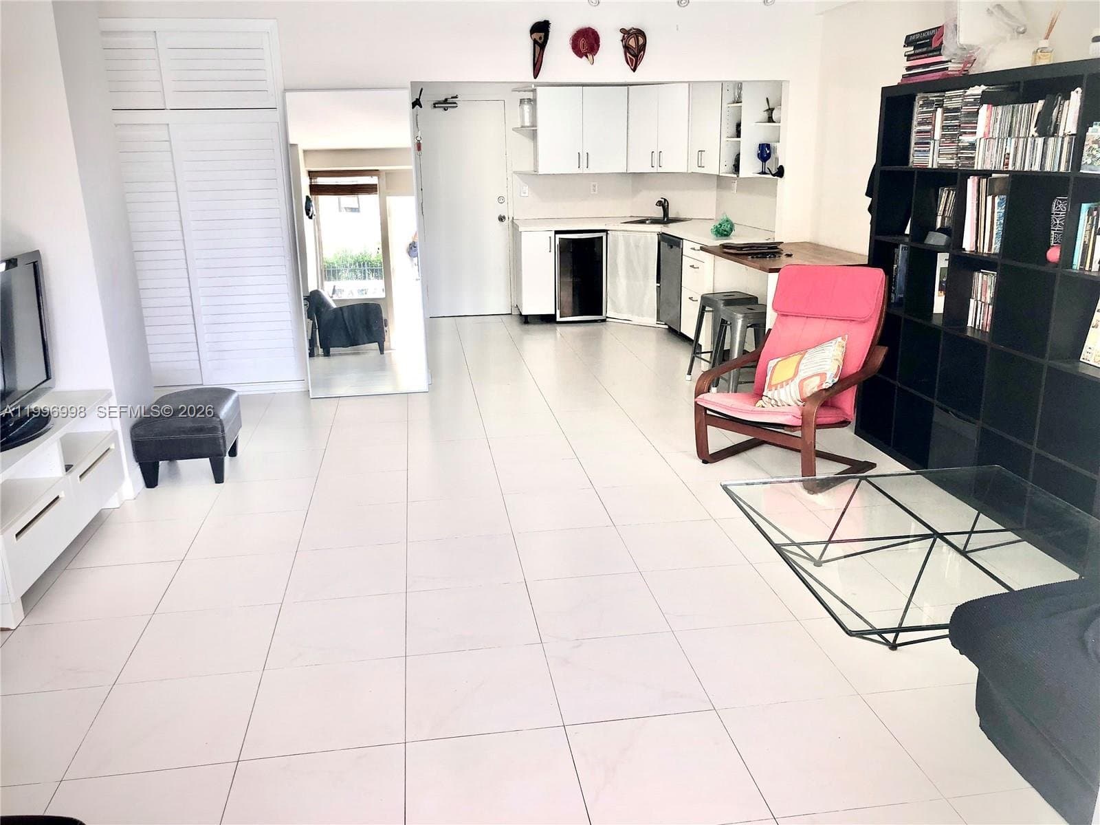 MIAMI Condo: 1430 Brickell Bay Dr.