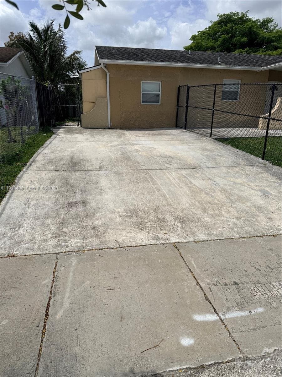 HOMESTEAD House: 26468 SW 123rd Pl