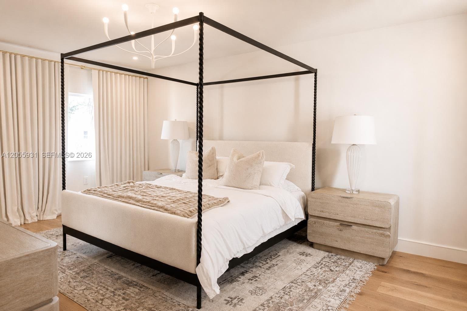 MIAMI BEACH House: 3190 Sheridan Ave