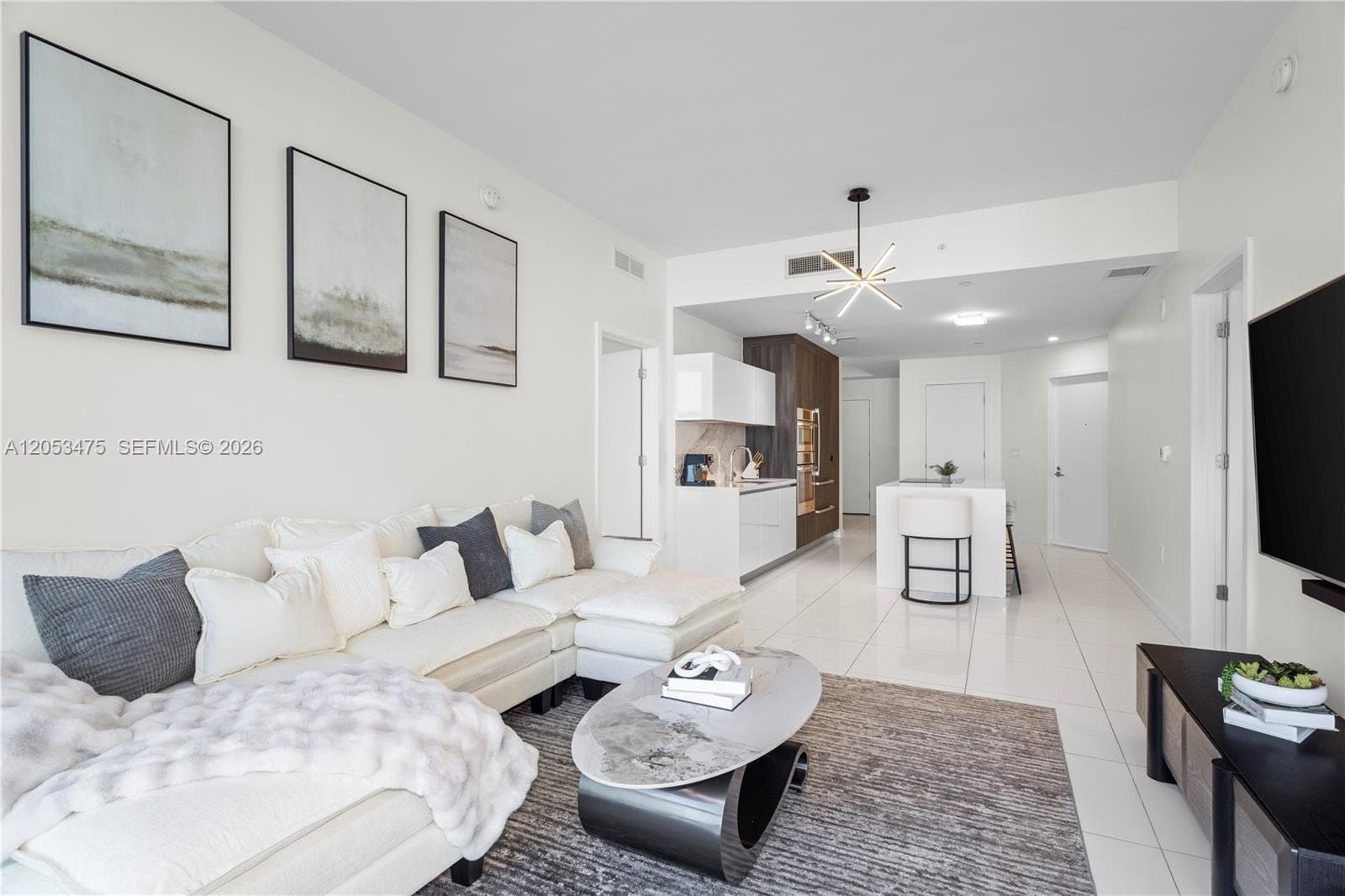 MIAMI Condo: 851 NE 1st Ave