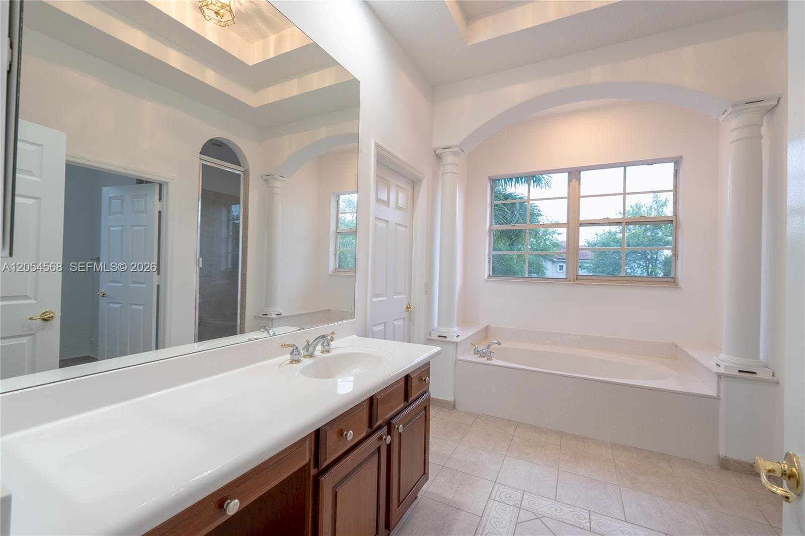 DORAL House: 11213 NW 71st Ter