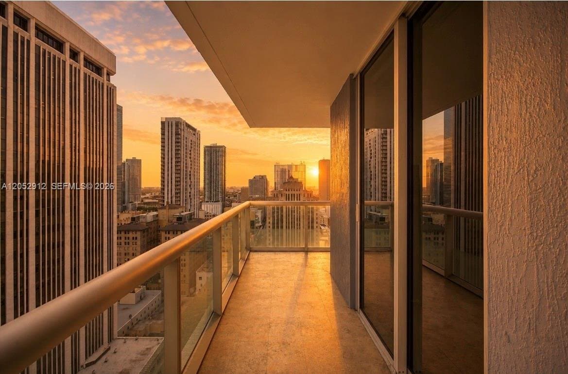 MIAMI Condo: 50 Biscayne Blvd
