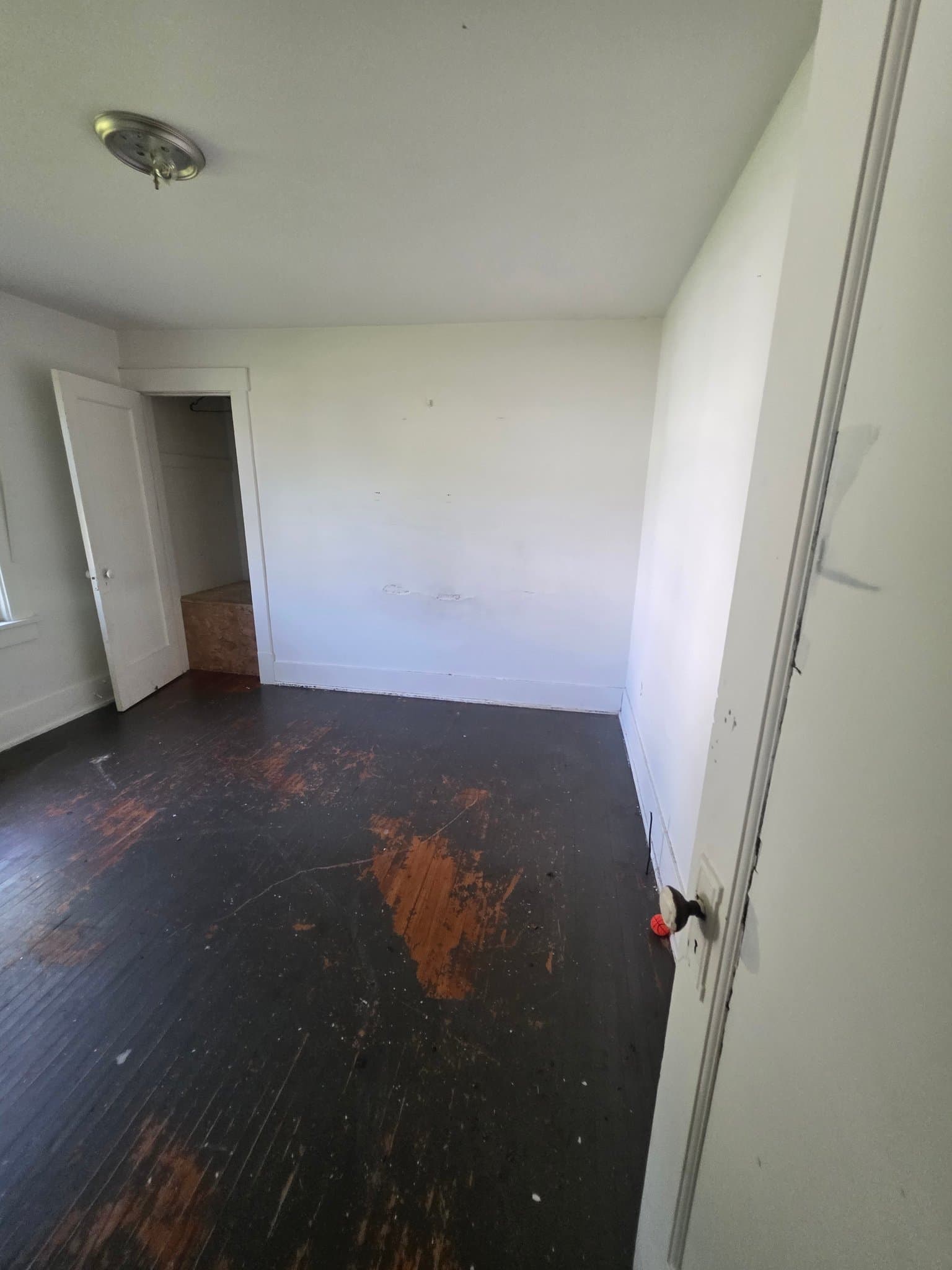Decatur House: 1705 E North St