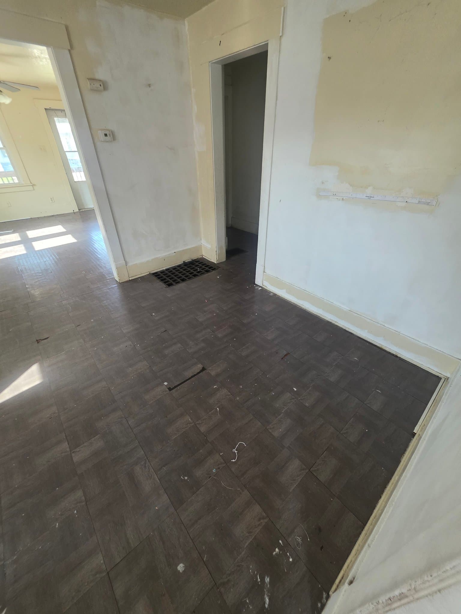 Decatur House: 1705 E North St