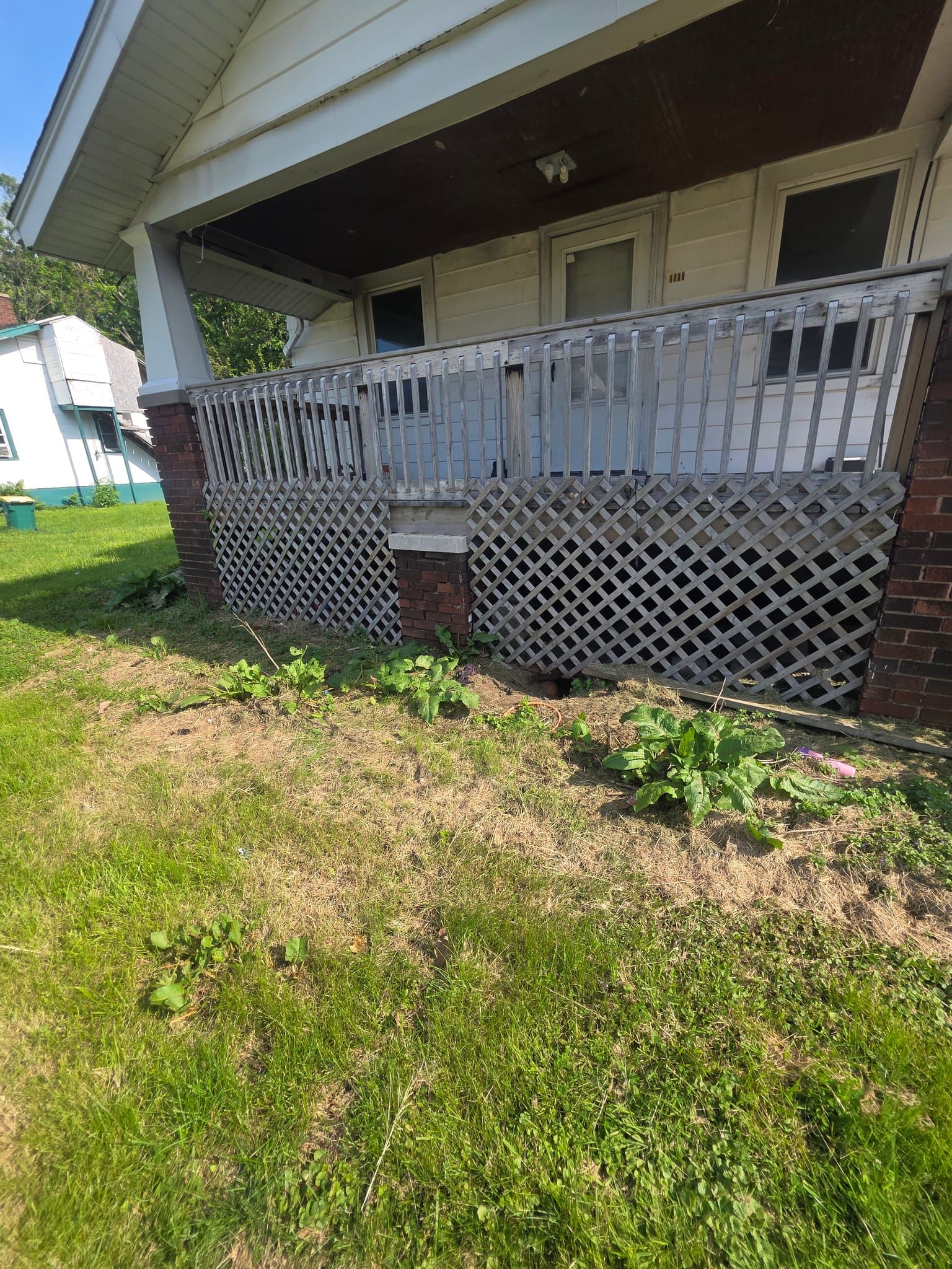 Decatur House: 1705 E North St
