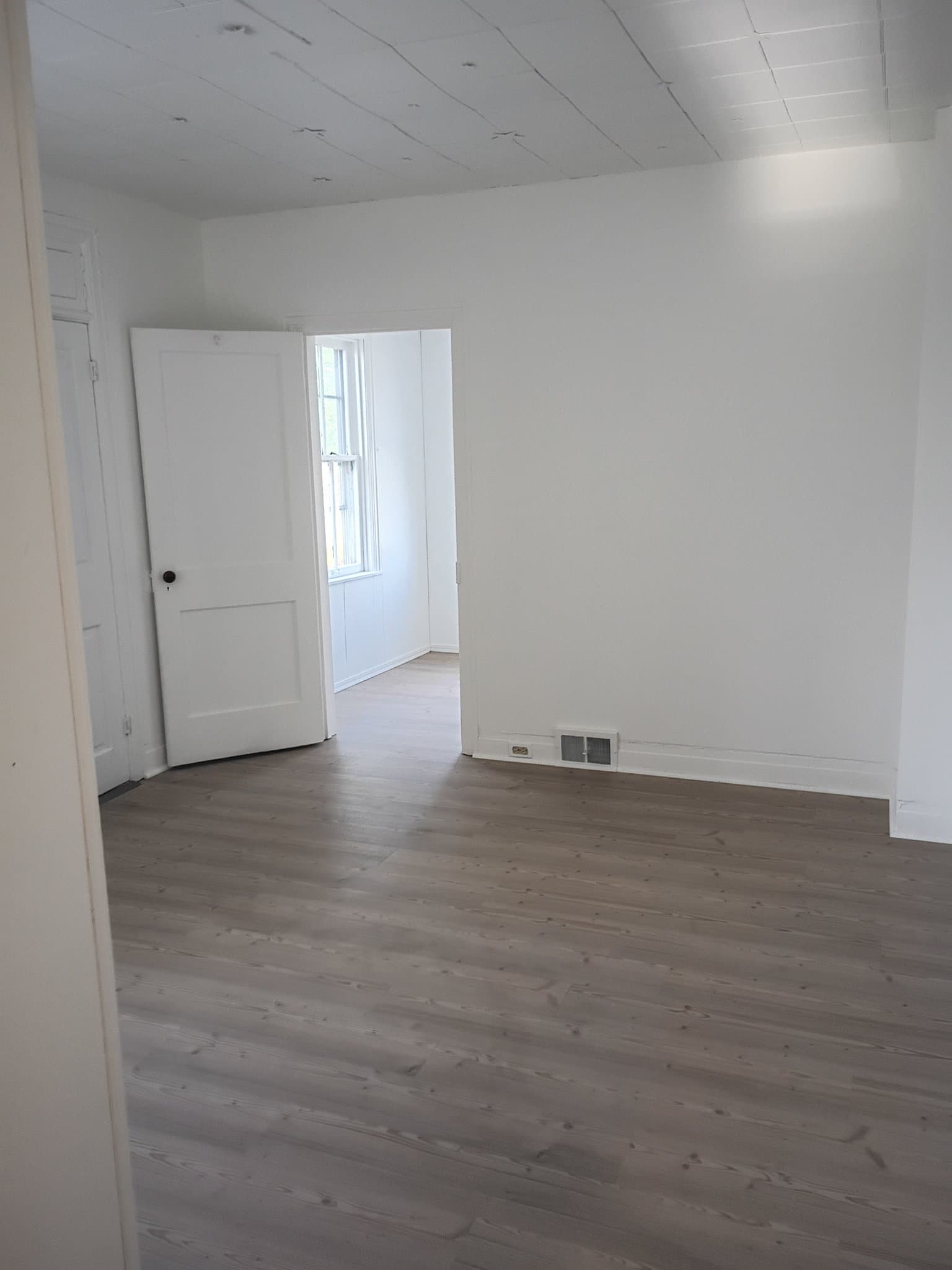 Lebanon Townhome: 259 S Partridge St