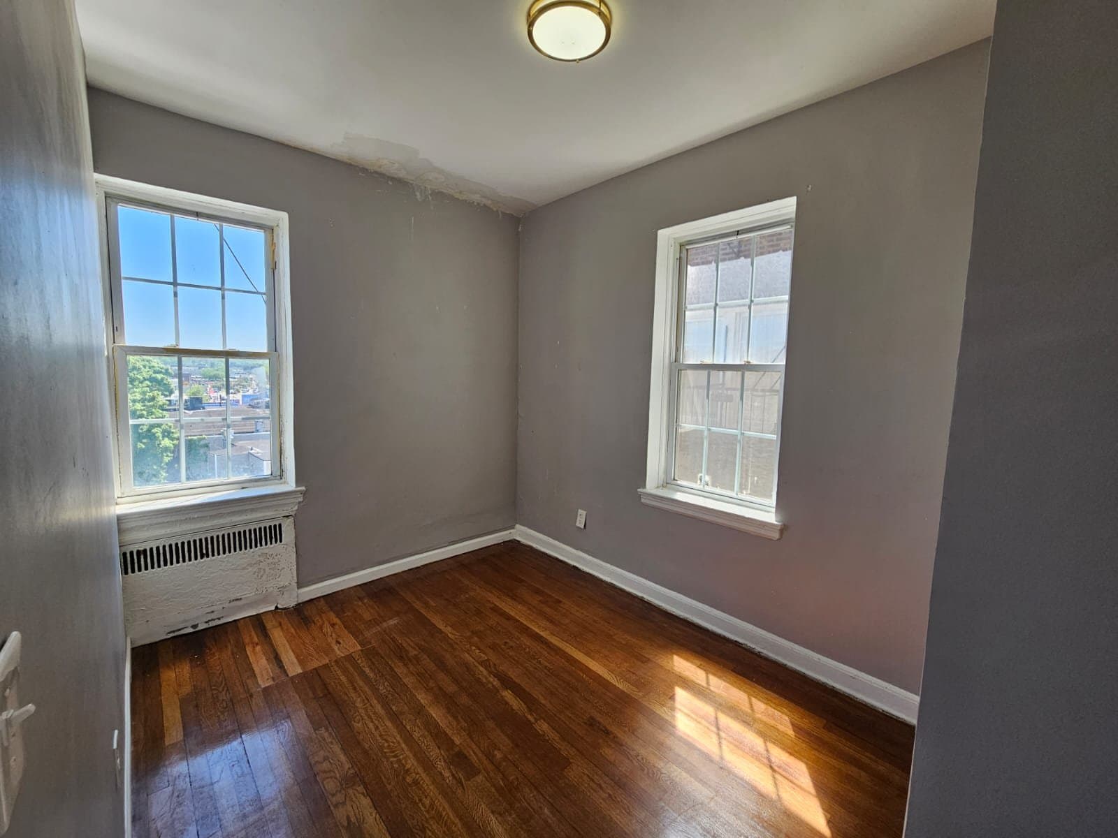 Irvington Single Room: 2 Chapman Place