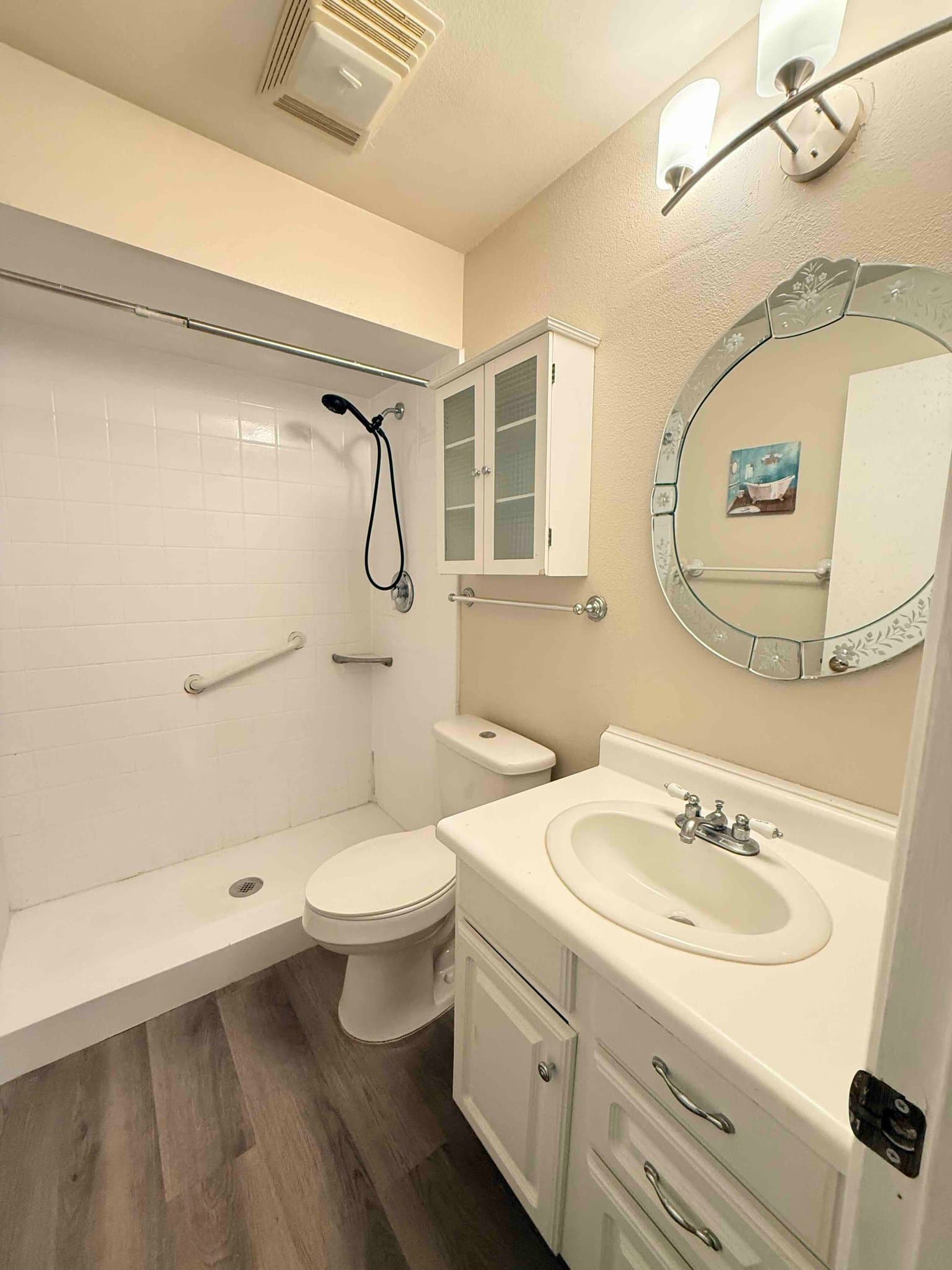 Clearwater House: 3968 105 th Ave