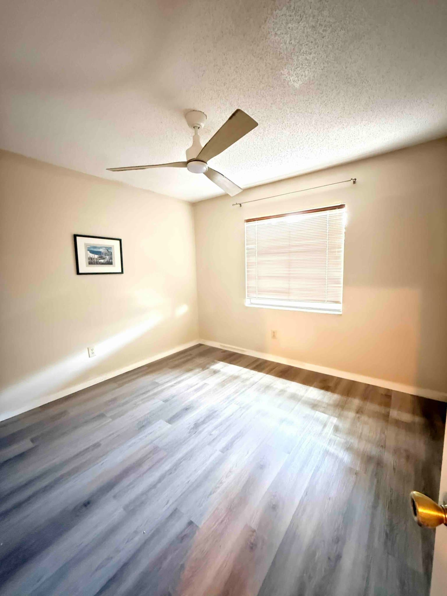 Clearwater House: 3968 105 th Ave