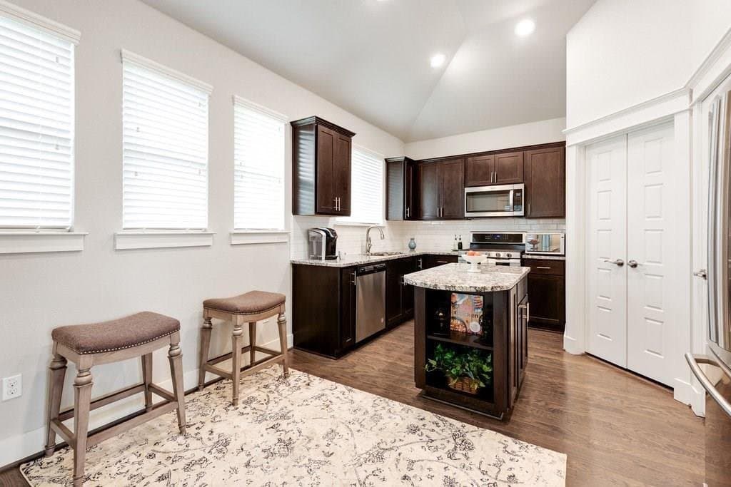 Leander Condo: 1765 Rowdy Loop