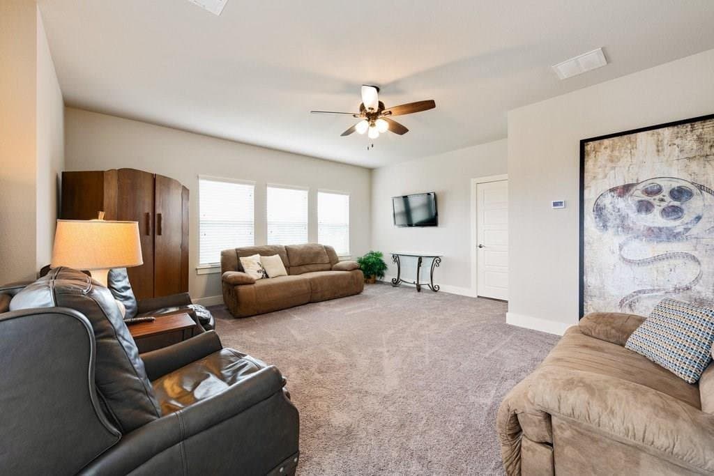 Leander Condo: 1765 Rowdy Loop