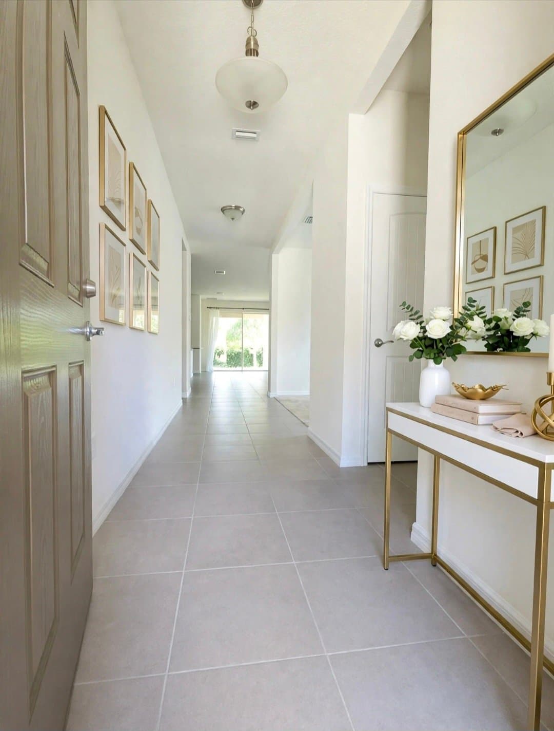 Brooksville House: 17589 Garsalaso Cir