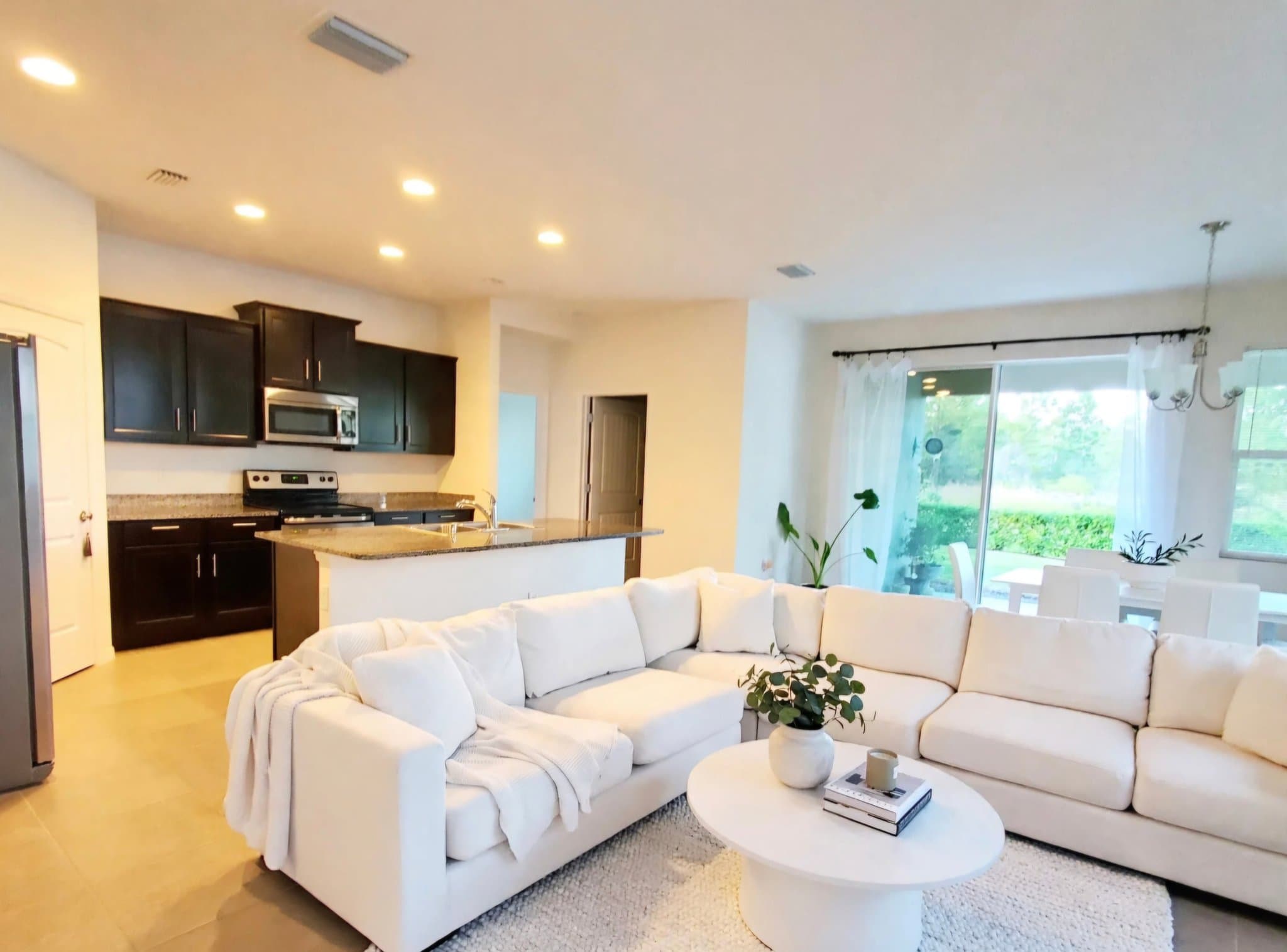 Brooksville House: 17589 Garsalaso Cir