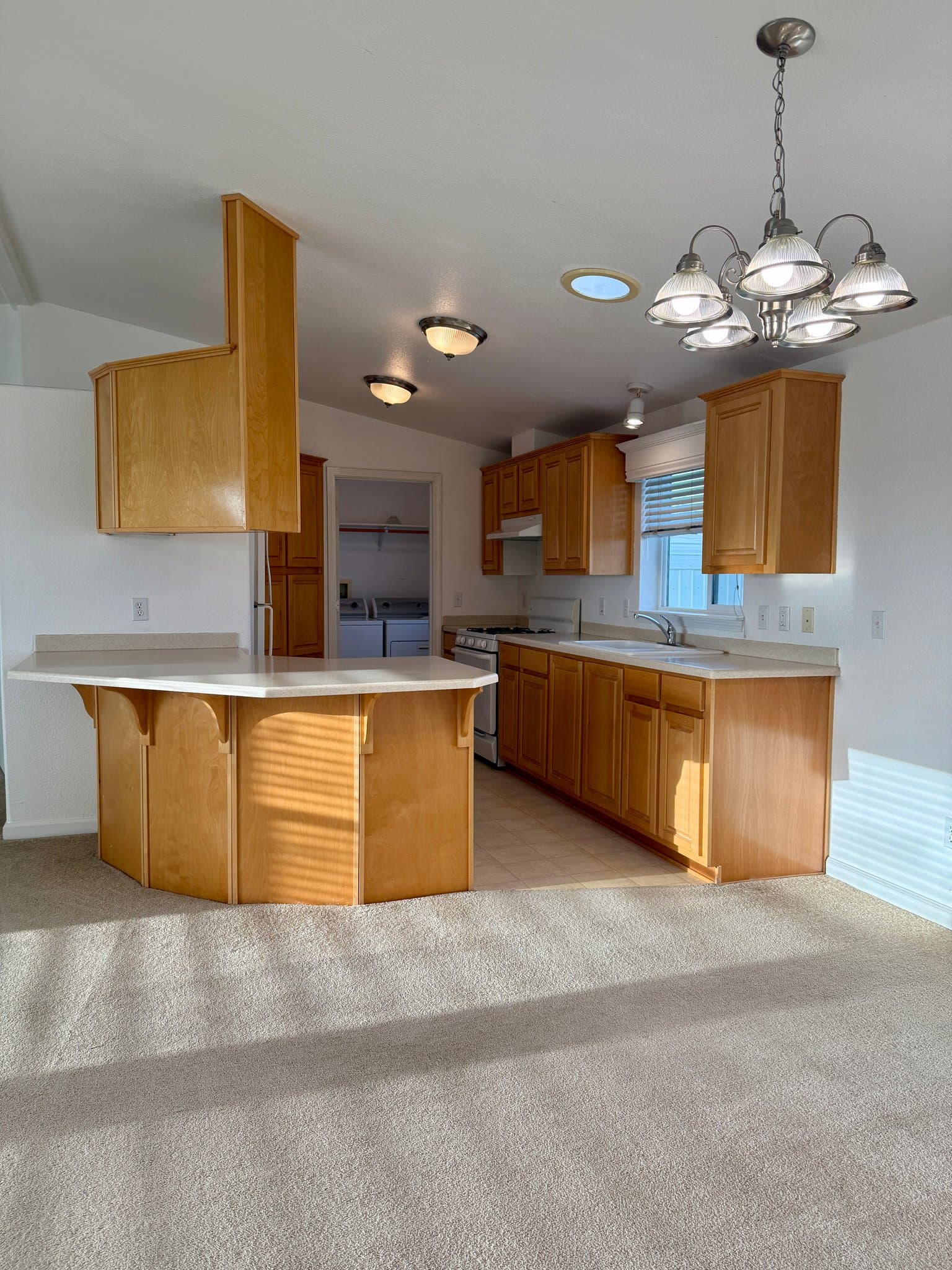 Lodi House: 12884 N Jack Tone Rd