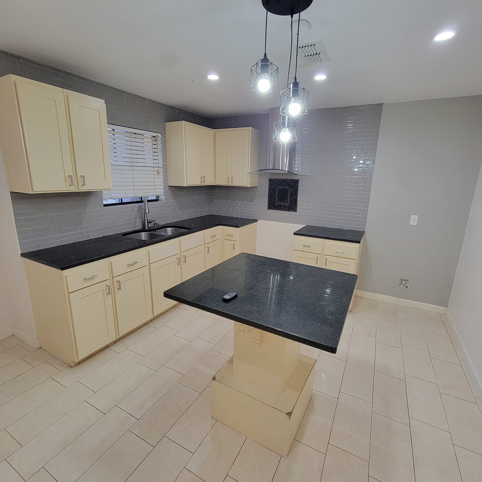 Laredo House: 3818 N. Lost Creek Loop