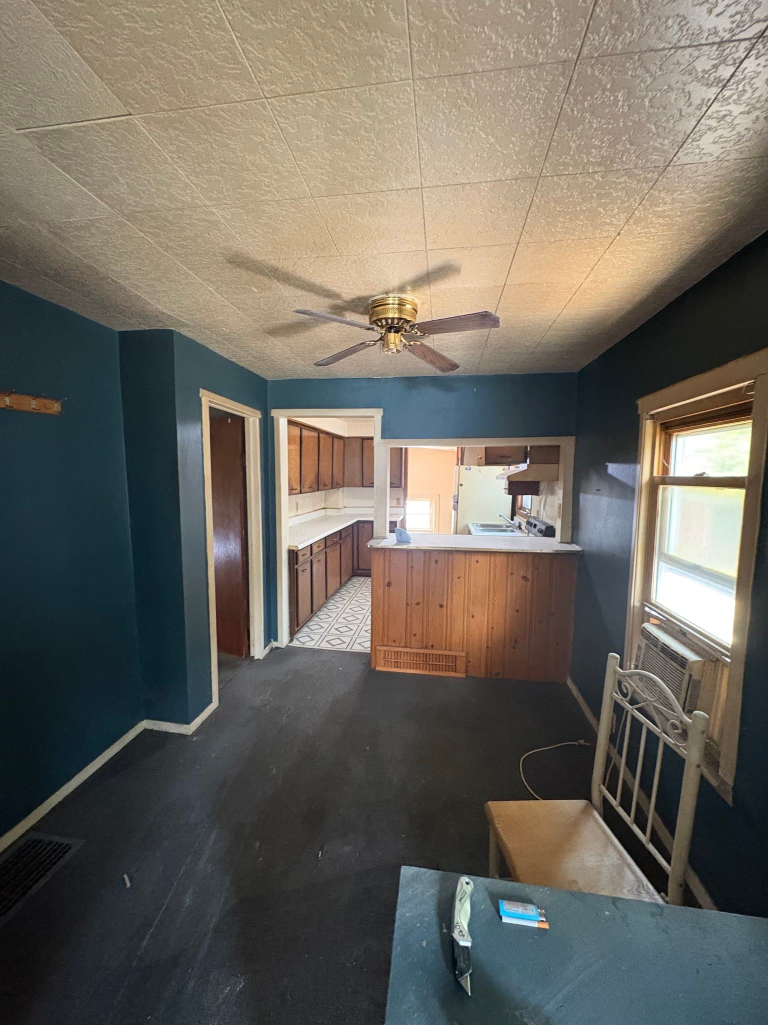 Decatur House: 1421 Sedgwick St
