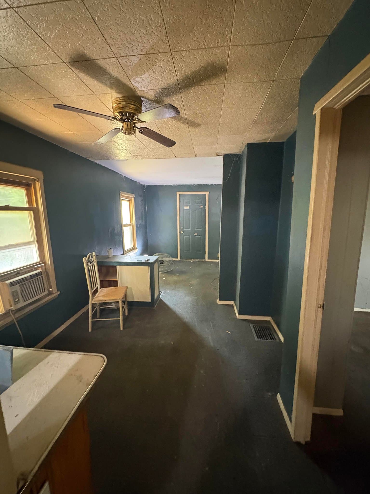 Decatur House: 1421 Sedgwick St