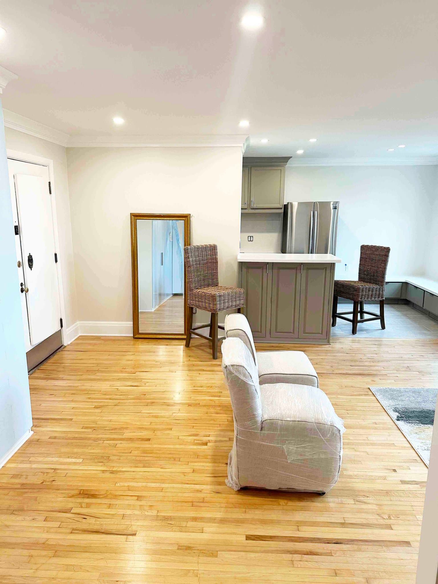 Milwaukee Condo: 1028 E Juneau Ave