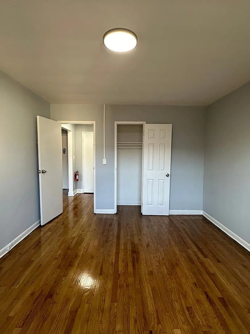 Plainfield Apartment: 405 Grove St