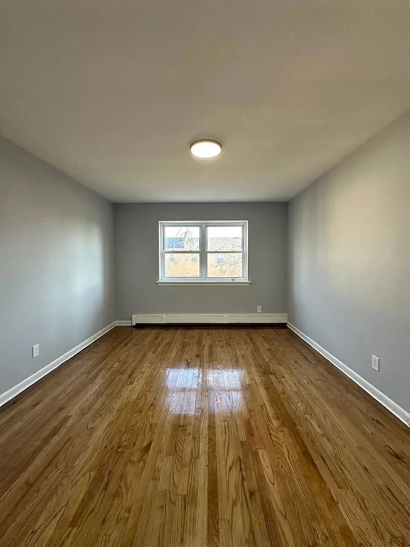 Plainfield Apartment: 405 Grove St