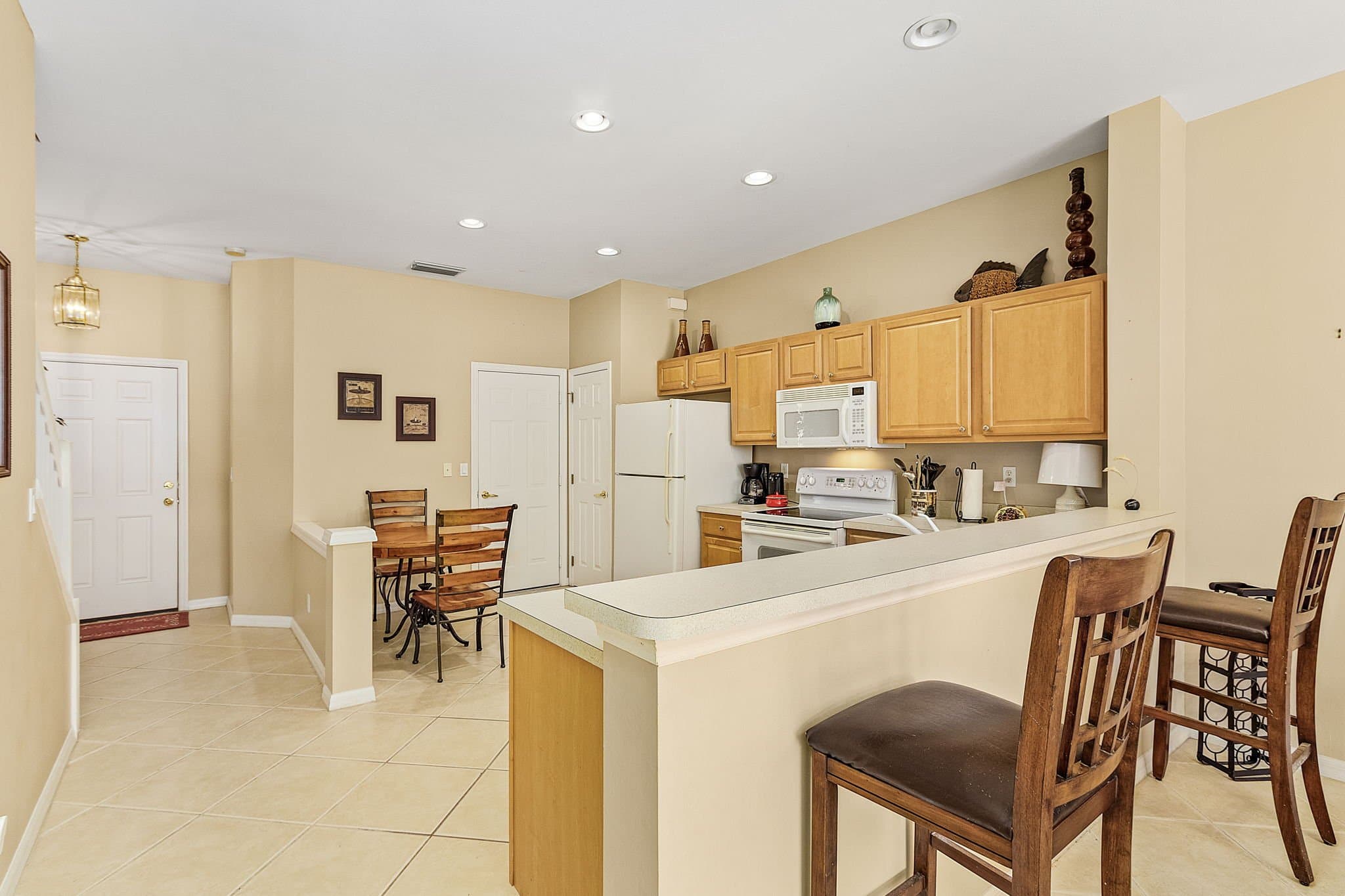 Fort Myers Townhome: 8381 Village Edge Cir