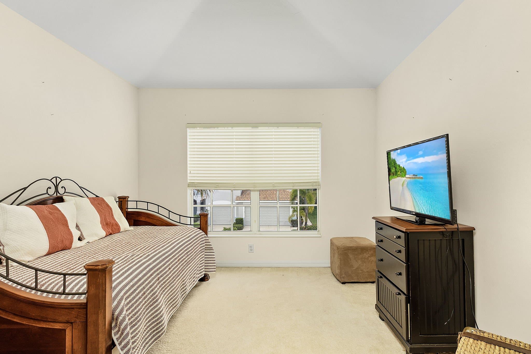 Fort Myers Townhome: 8381 Village Edge Cir