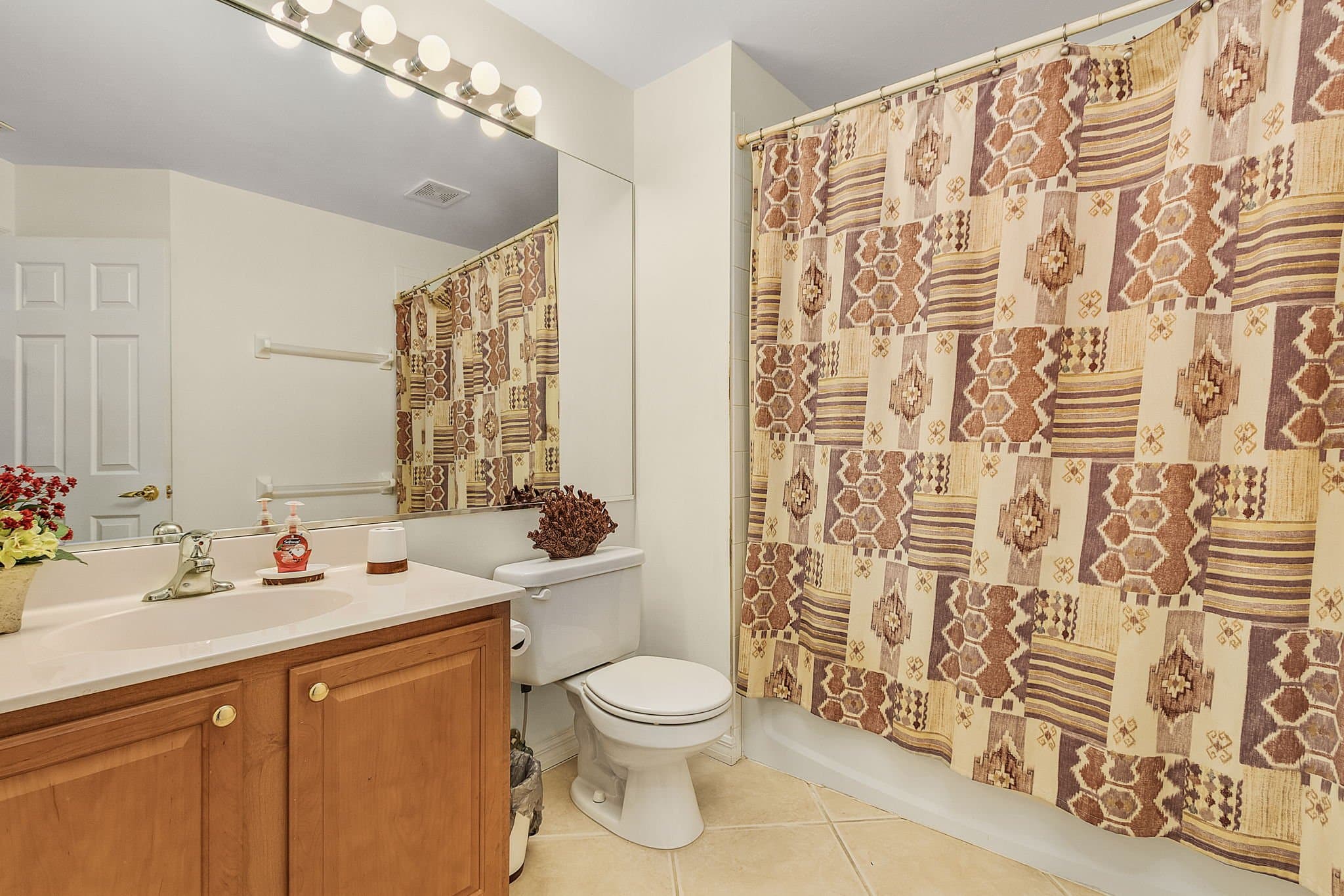 Fort Myers Townhome: 8381 Village Edge Cir