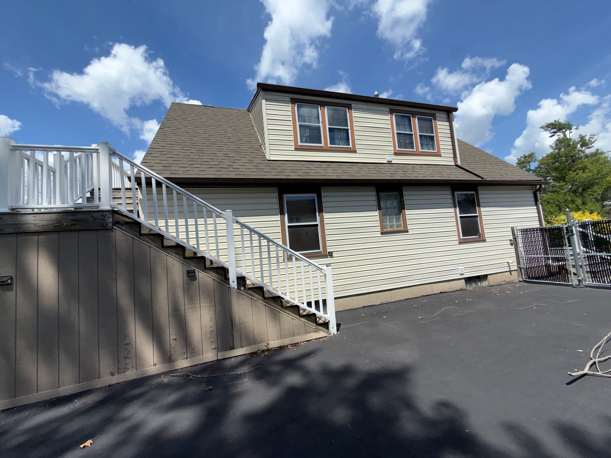 Tonawanda House: 6 King Street